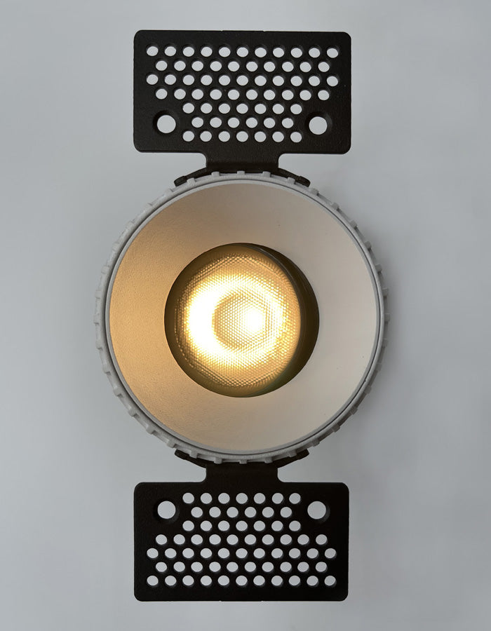 Flow Plaster In Housing Tilt - RAY GU10 Dynamic