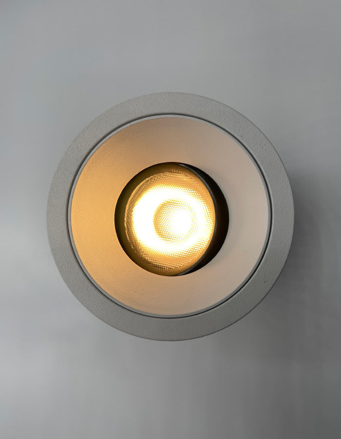 RAY Flow Pro Recessed Housing Tilt